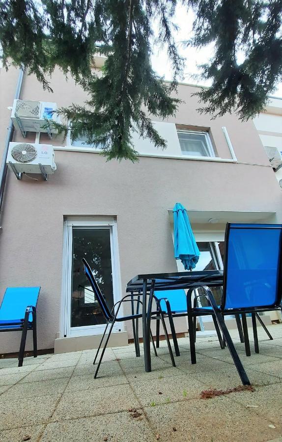 Apartment Paklina Starigrad Paklenica Exterior foto